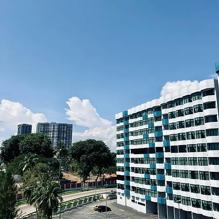 J Homestay Mutiara Melaka Kampong Bukit Darat Exterior photo